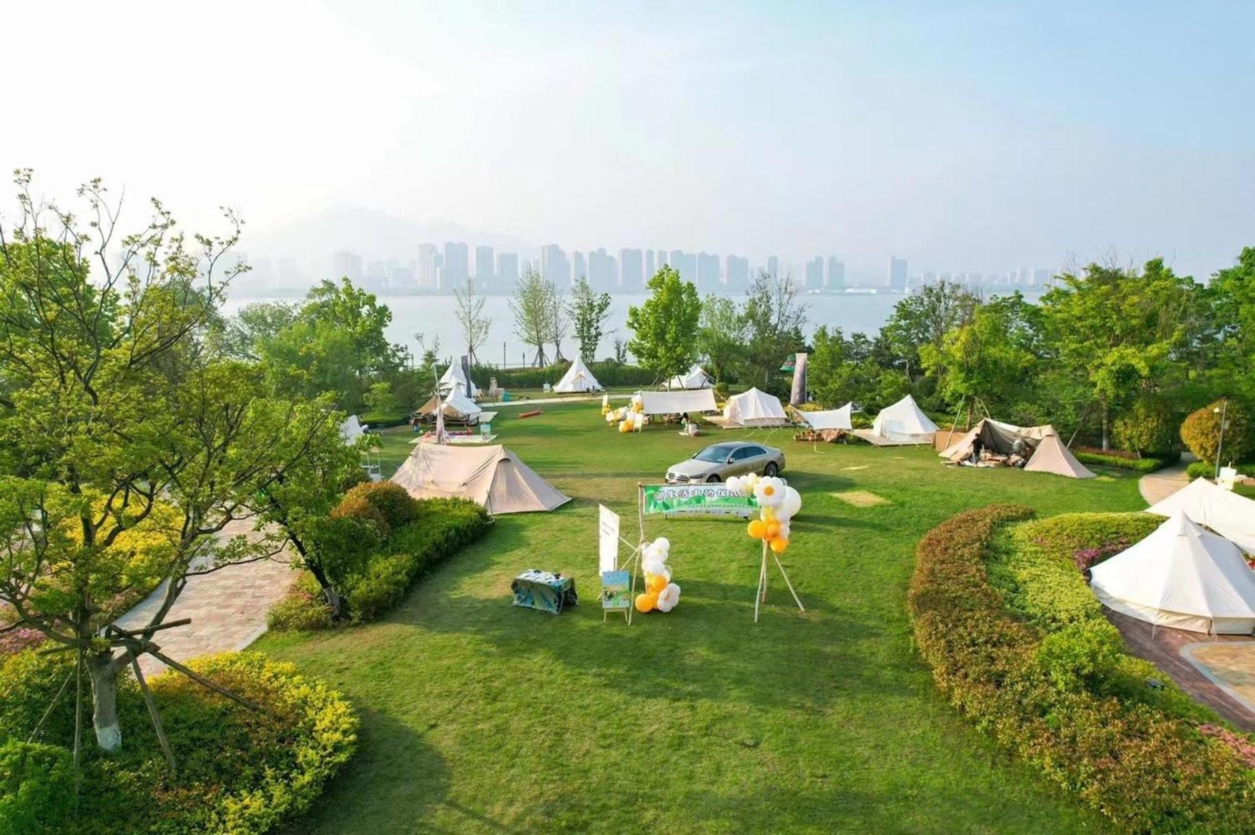 Crowne Plaza Qingdaoorientalmoviemetropolis By Ihg Hotel Ngoại thất bức ảnh