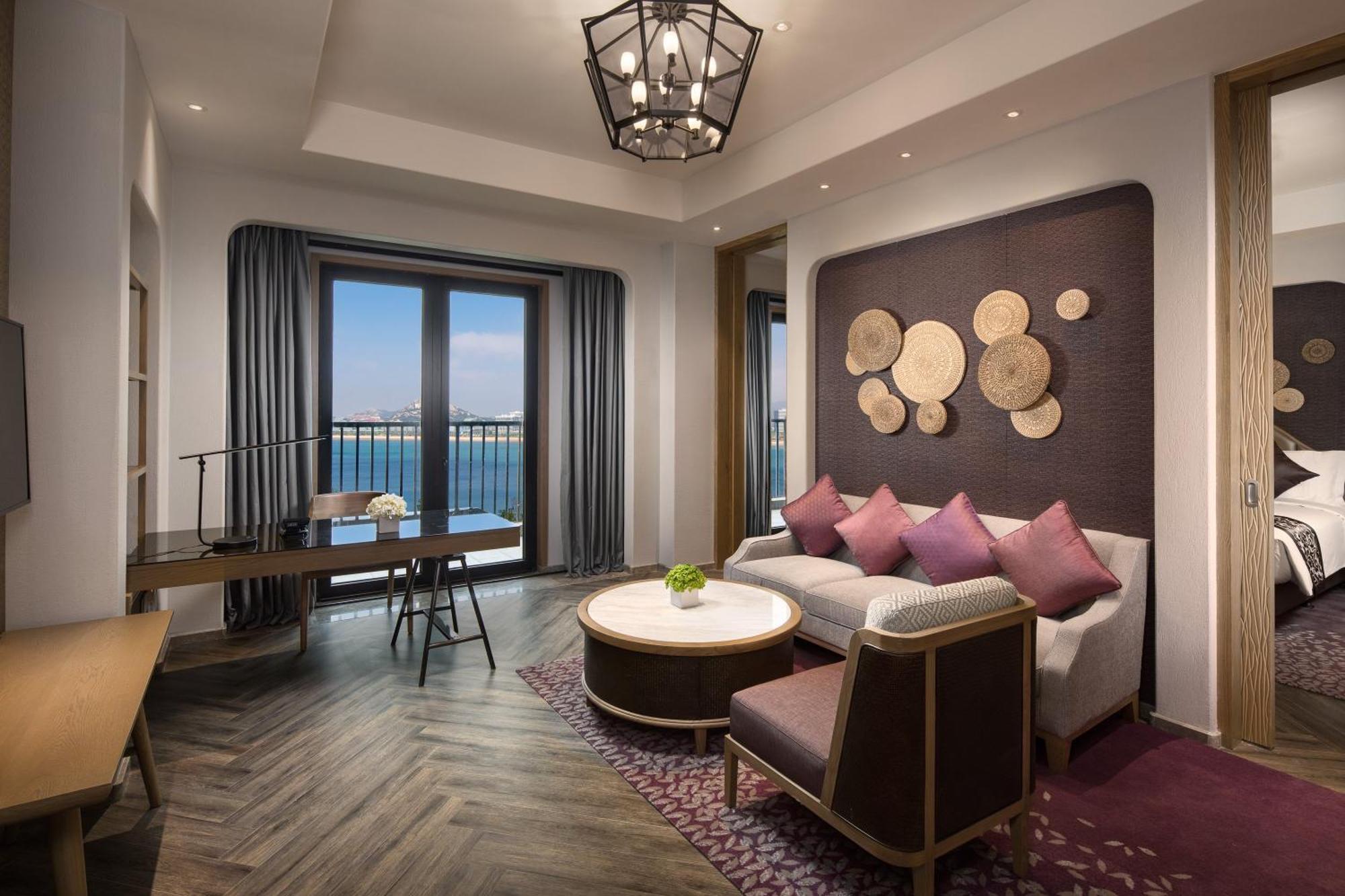 Crowne Plaza Qingdaoorientalmoviemetropolis By Ihg Hotel Ngoại thất bức ảnh