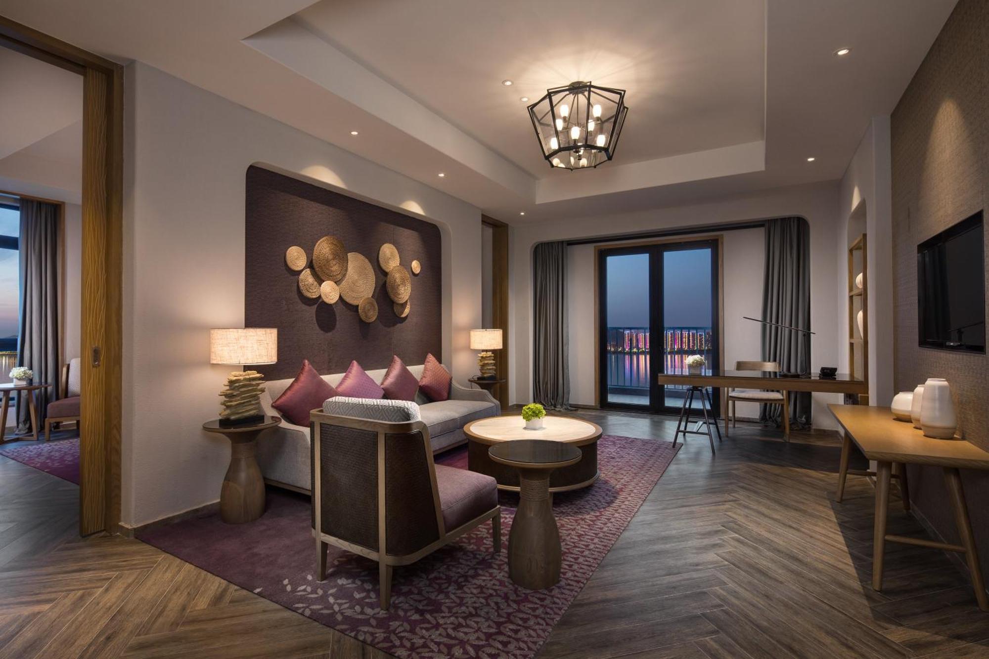 Crowne Plaza Qingdaoorientalmoviemetropolis, An Ihg Hotel Ngoại thất bức ảnh